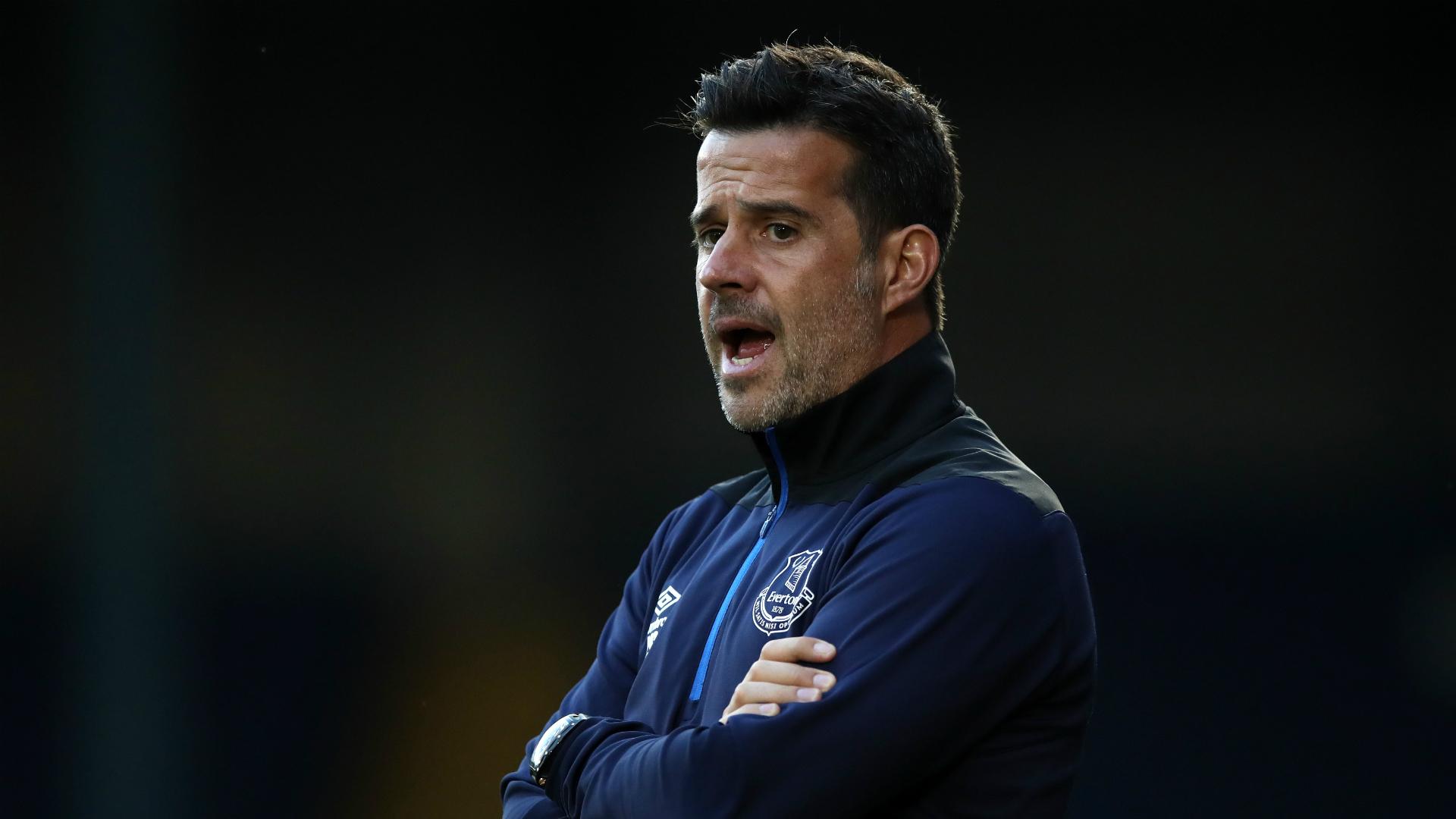 罗斯坐镇 罗斯坐镇